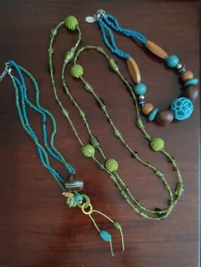 Layered Green and Teal Beaded Women's Necklace Set